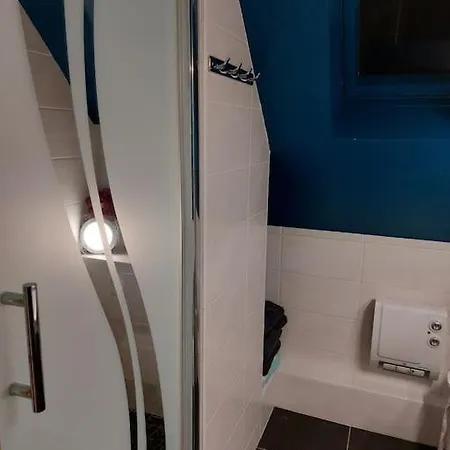 Guest house Bel 50 M2 Aux Portes De Strasbourg De 1 A 5 Personnes Chez Particuliers Avec 2 Sdb Coin Cuisine-repas Et Kitchinette Prix Negociable Pour 1 Personne Vendenheim